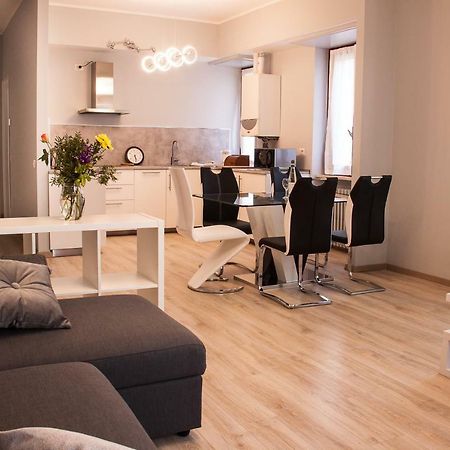 Lg Apartment Stresa Exterior photo